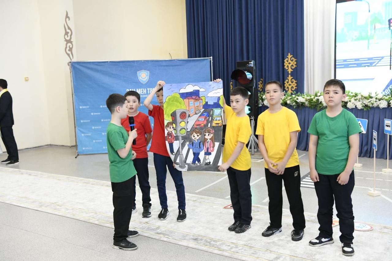 «Қауіпсіз жол – болашақ кепілі»: Астанада мектеп оқушыларына арнап маңызды іс-шара ұйымдастырылды