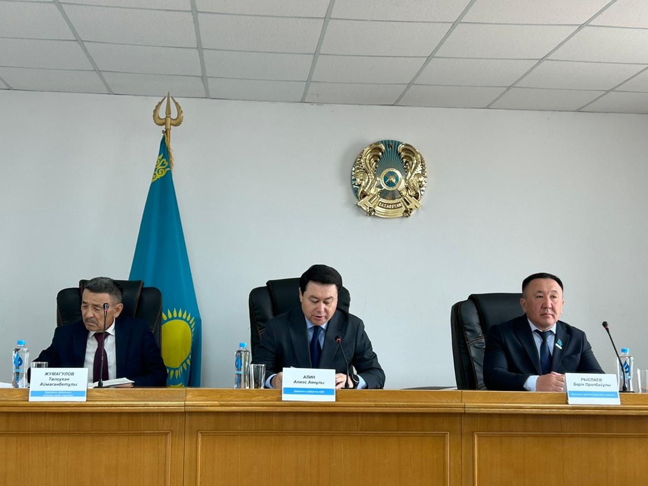 Қорғалжын ауданында маңызды мәжіліс өтті