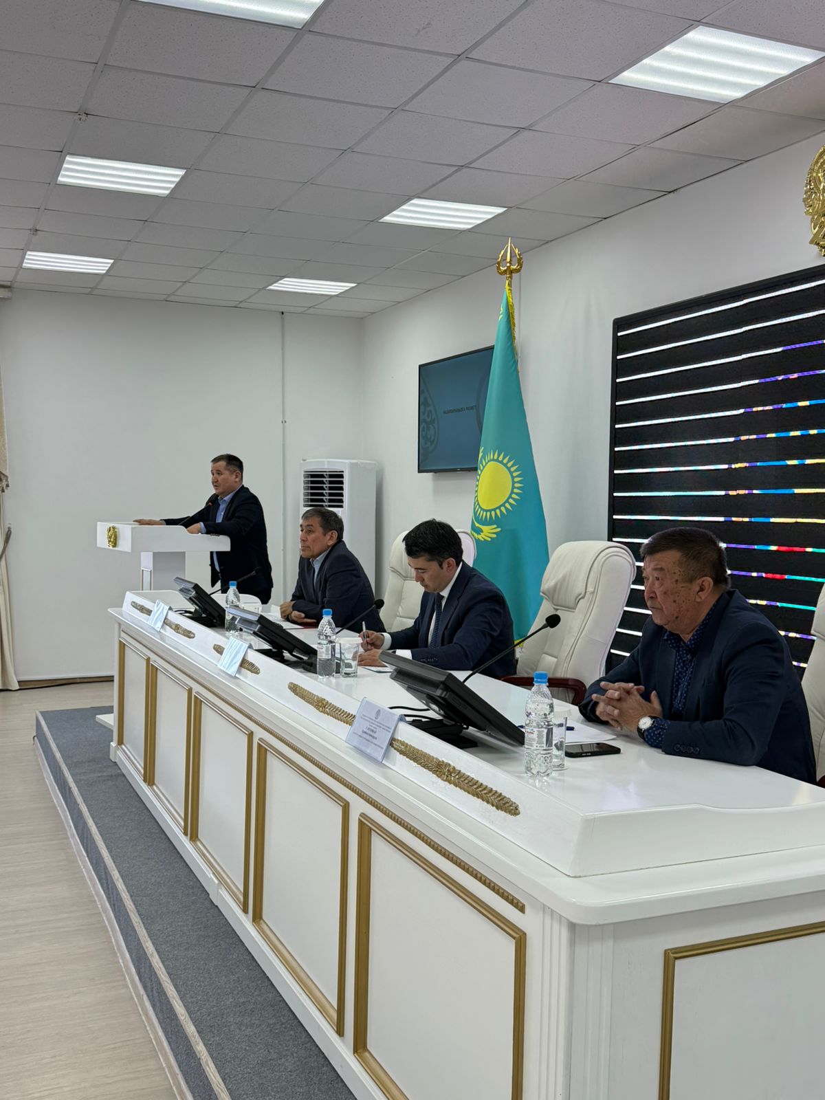 Визит в Хромтауский район.