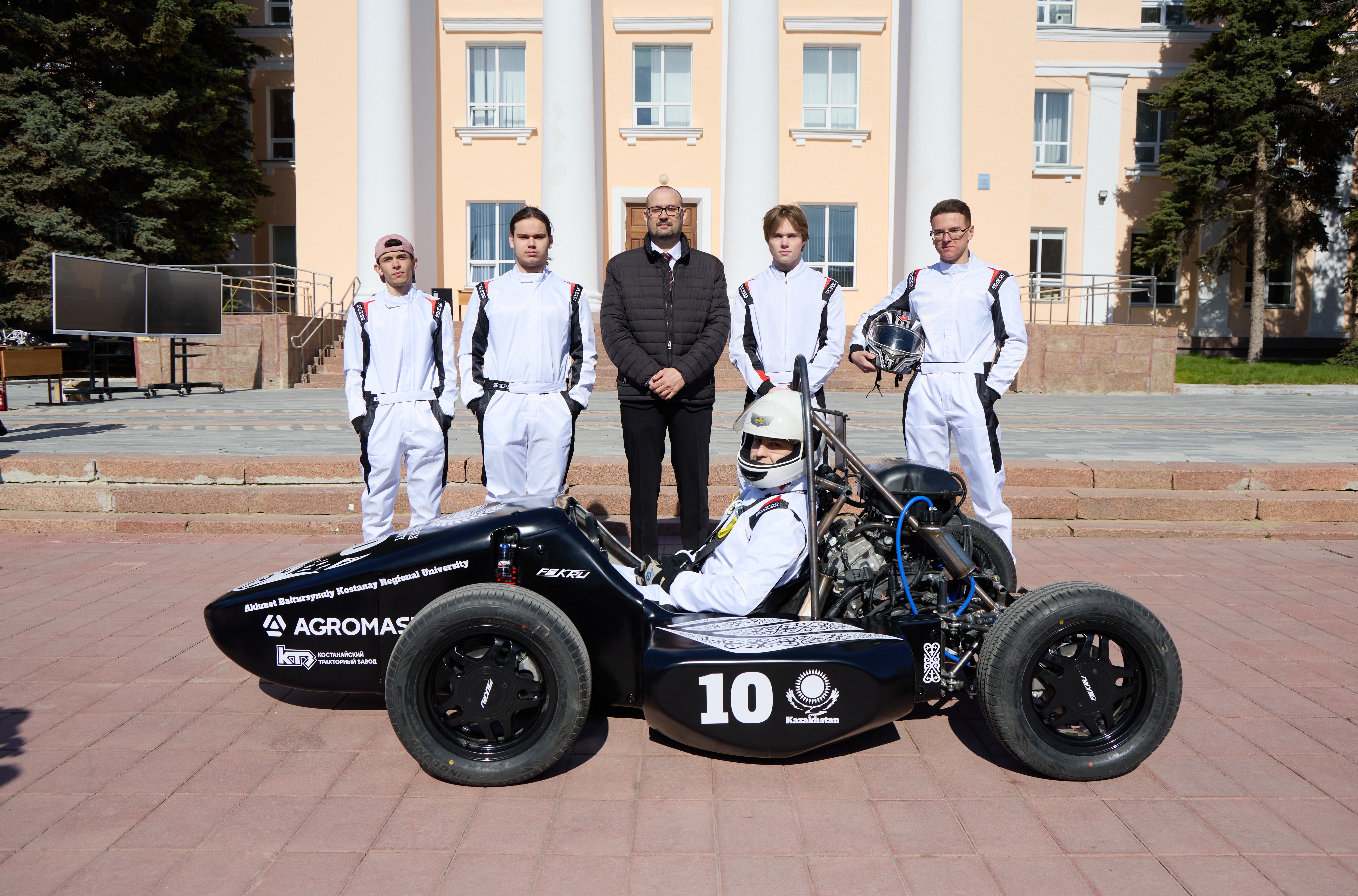 Студенты Baitursynuly University разработали гоночный болид