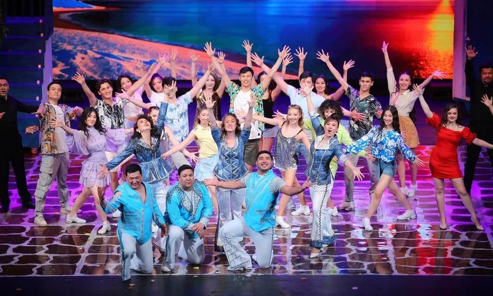 Триумф в Астане: впервые областной театр оперетты представил мюзикл «Mamma Mia!»
