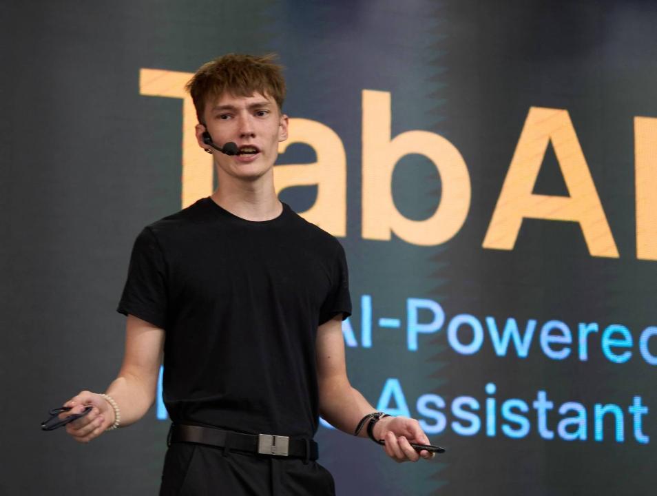 Павлодарлық оқушының TabAI стартапы Google грантын жеңіп алды