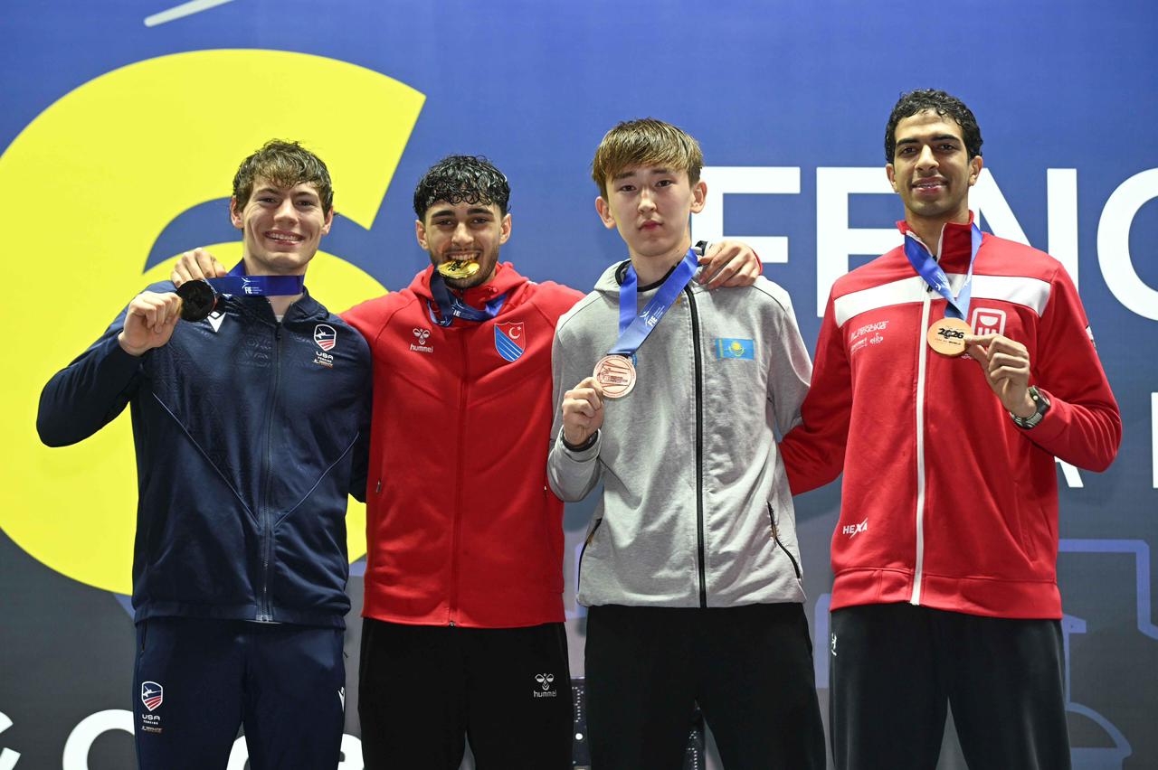 Алматылық спортшы семсерлесуден әлем чемпионатында тарихи жүлдеге қол жеткізді