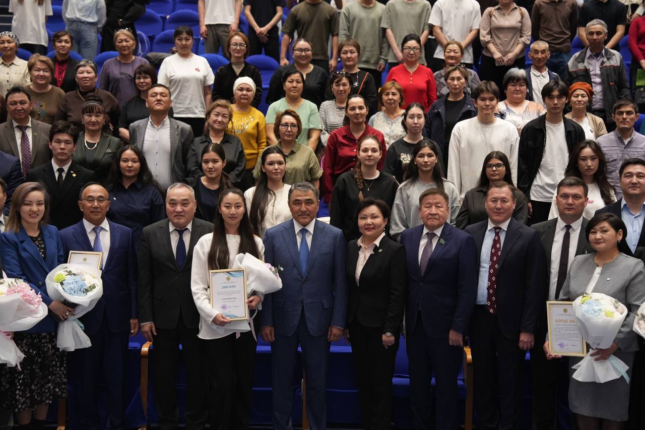 Студенты вузов со всего Казахстана приняли участие в экологическом часе «Экономь воду – сохраняй будущее!»