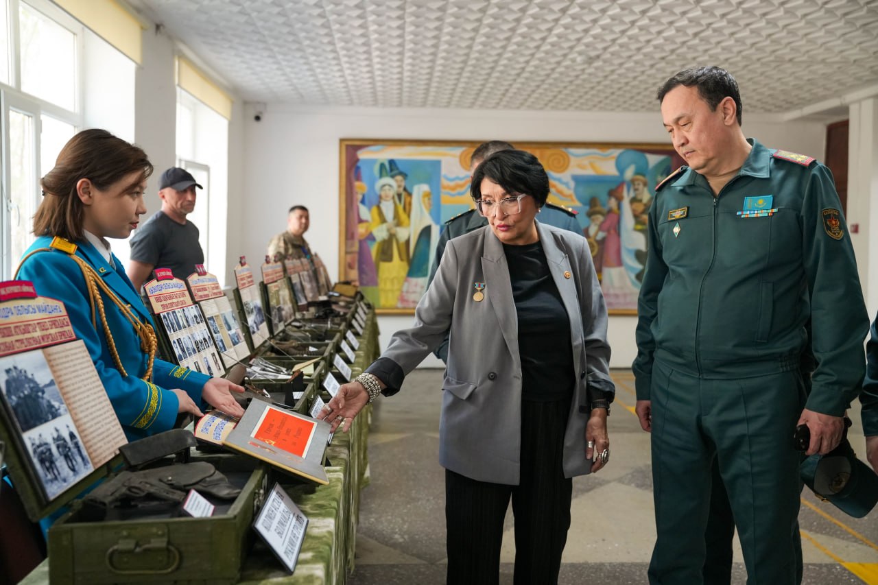 Жаңақорғанда Қорғаныс министрлігінің әскери қызметшілері оқушылармен кездесті