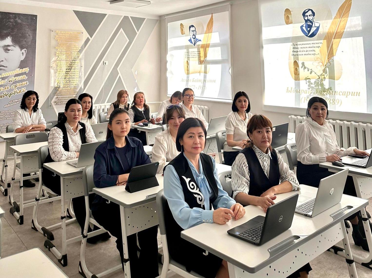 Қарағанды облысының педагогтері «Кітап оқитын ұлт» жобасының бірінші кезеңіне қатысуда