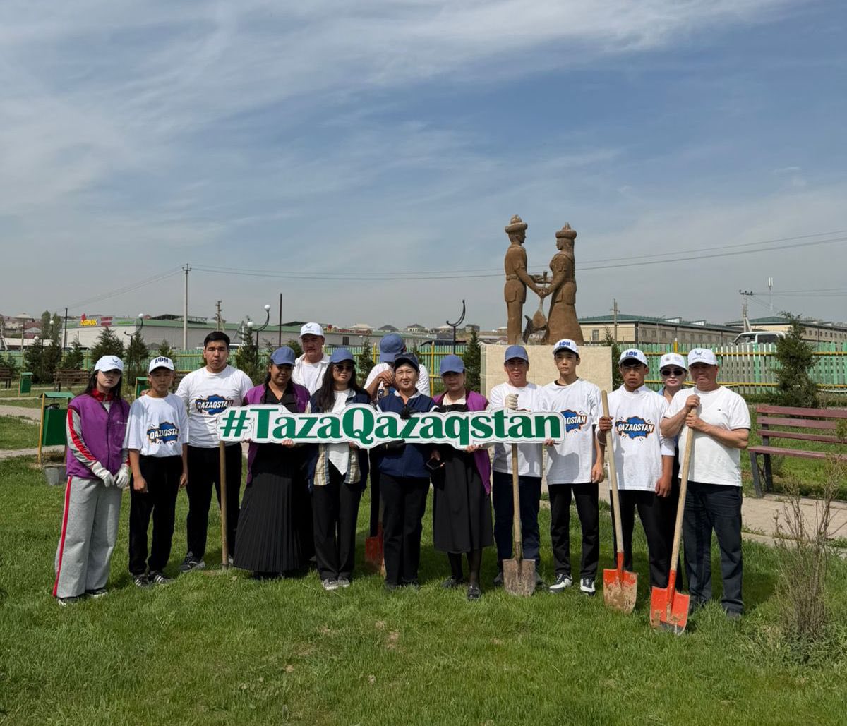 ТҮРКІСТАН ОБЛЫСЫНДА «ТАЗА ҚАЗАҚСТАН» ЖОБАСЫ АЯСЫНДА КӨГАЛДАНДЫРУ ЖҰМЫСТАРЫ ЖҮРГІЗІЛДІ