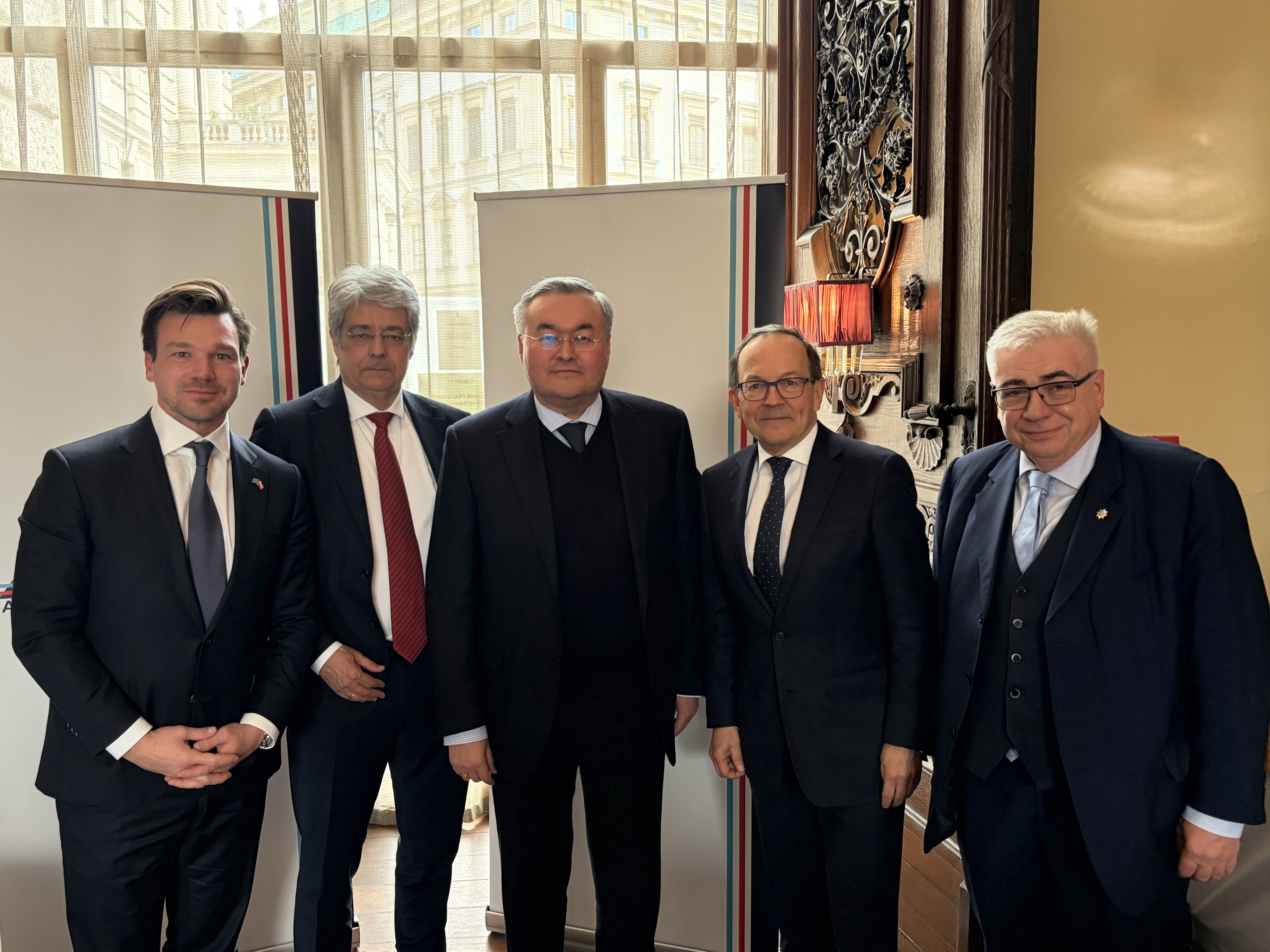 Қазақстан мен Аустрияның көлік және логистика саласындағы ынтымақтастық стратегиясы айқындалды