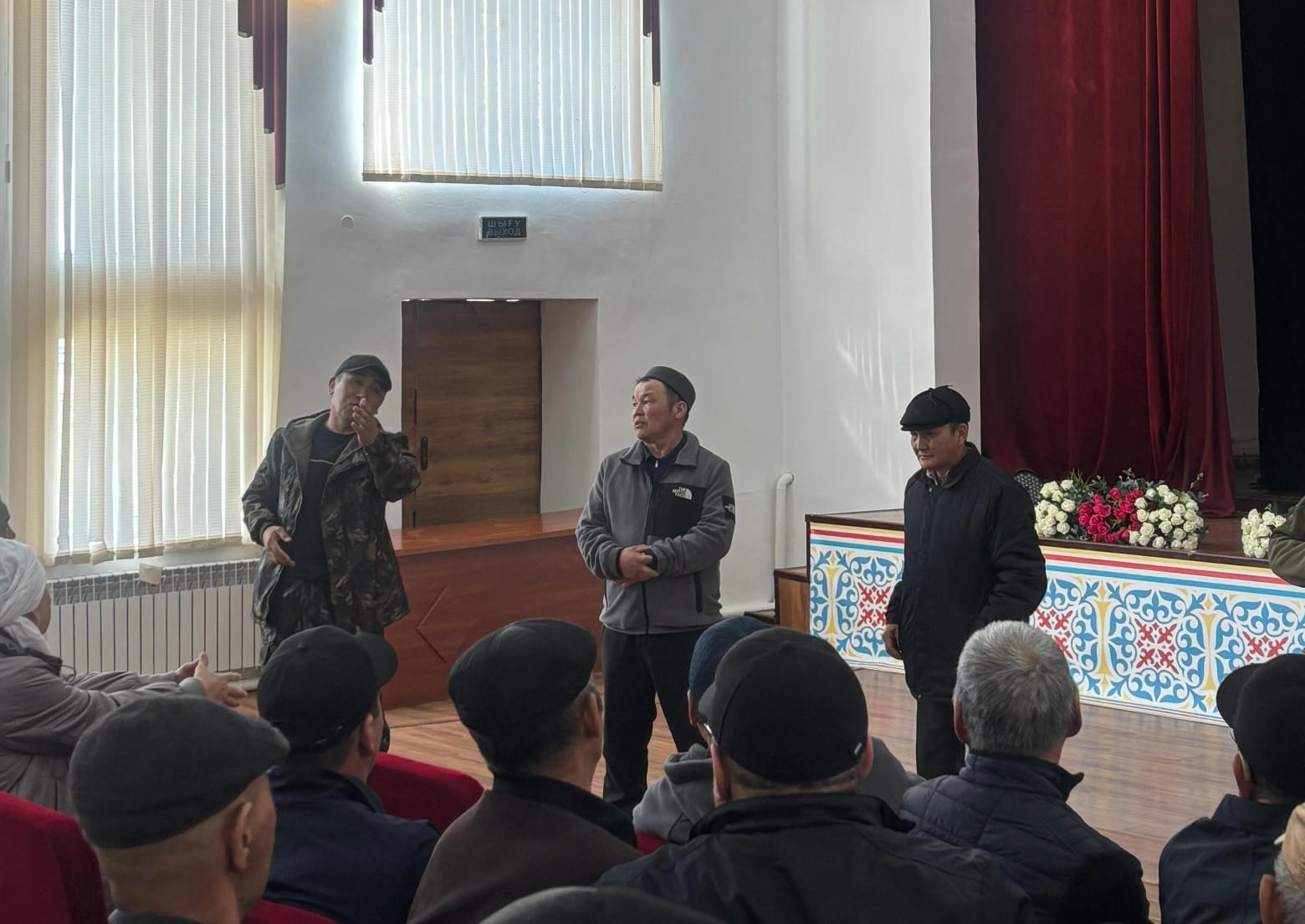 Мал жайылымы және құқық бұзушылықтардың алдын алу мәселелері жиналыста қаралады