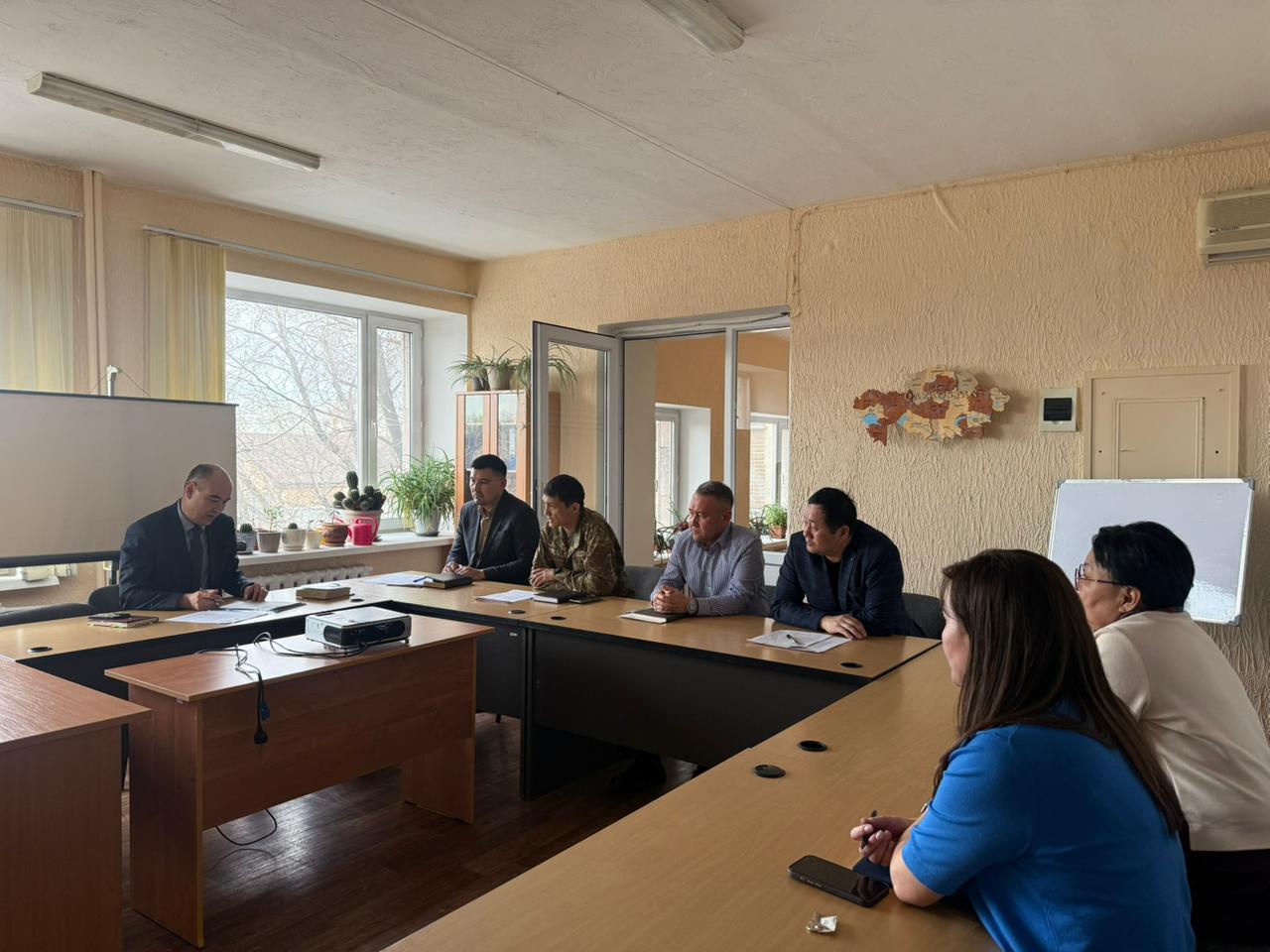 Еңбек қауіпсіздігі жөніндегі сараптамалық кеңес құрылды: Қарағанды облысында еңбек жағдайлары мен заманауи тәсілдерді енгізуге бақылау күшейтіледі