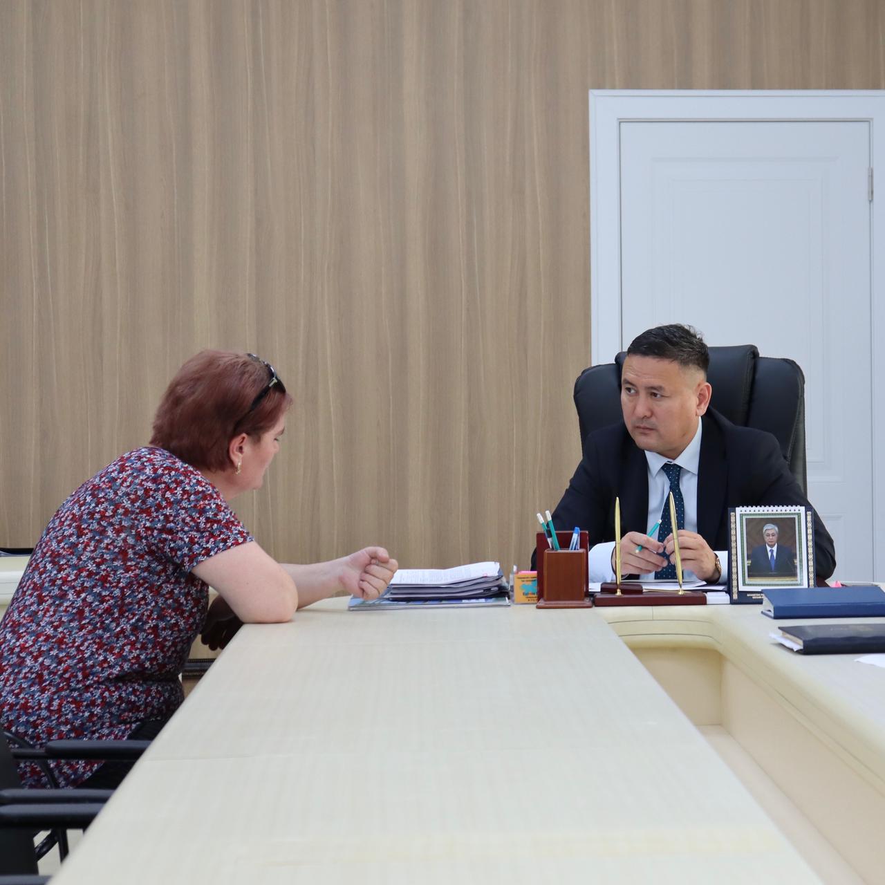 Аудан әкімі Жанат Төлегенұлы Жүнісбеков 2026 жылдың 31 наурызында азаматтарды жеке мәселелері бойынша қабылдады