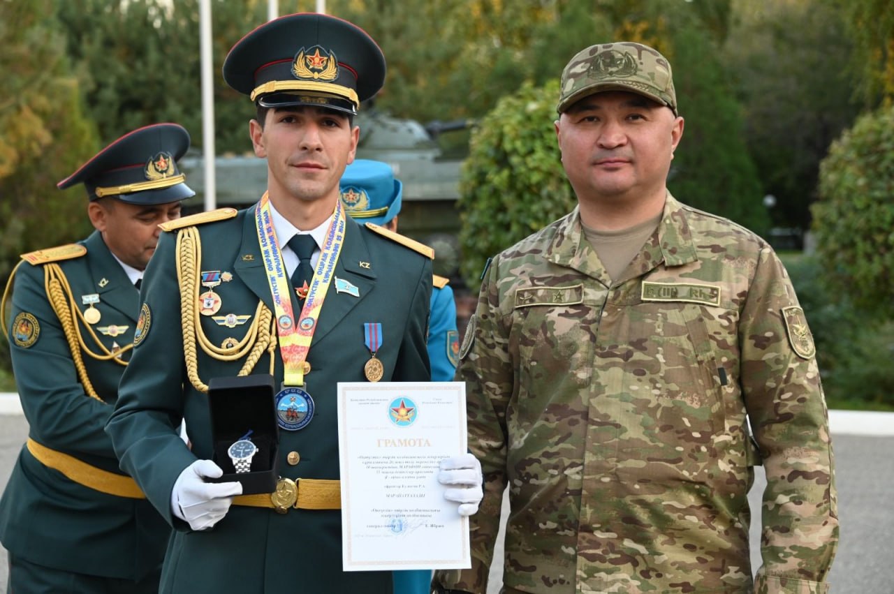Рекорд жаңартқан жеңіс: әскери қызметші ел чемпионы атанды