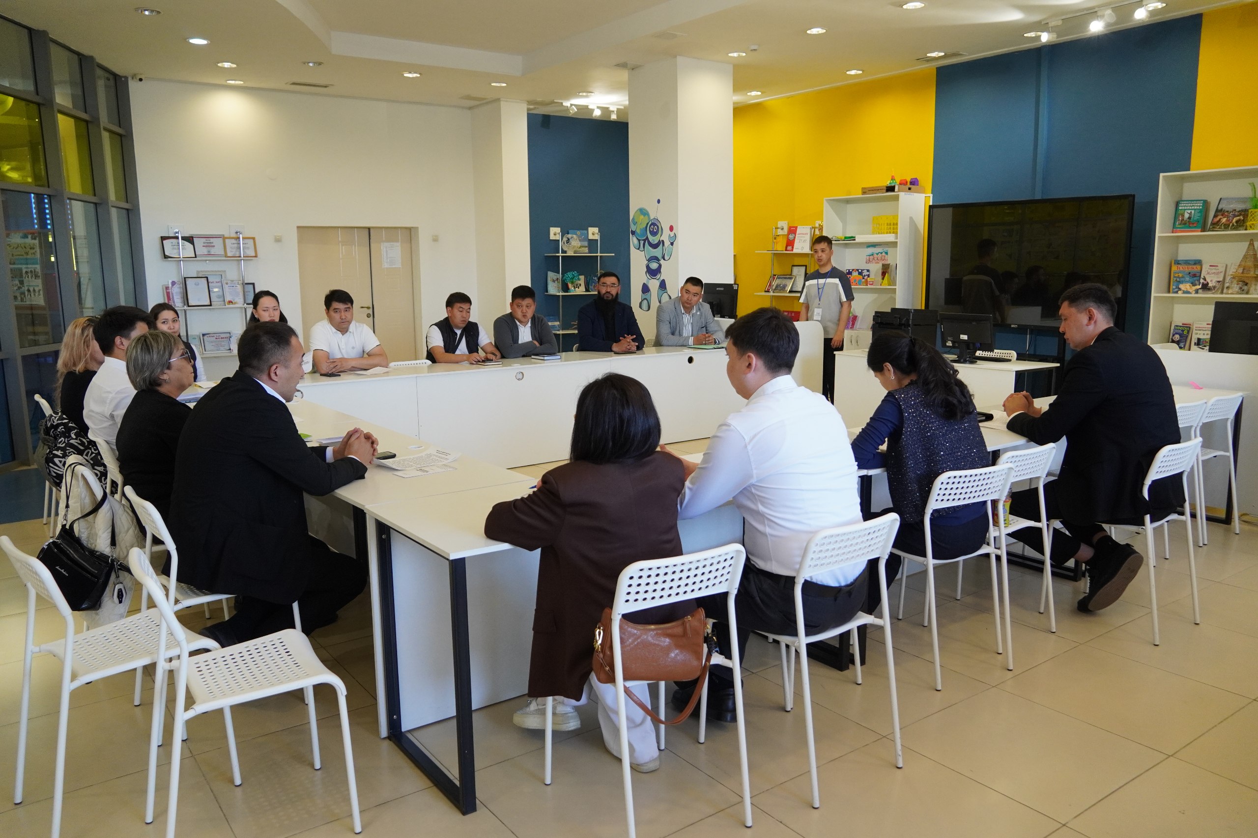 SERPIN WAY 2.0 ақпараттық керуені Жетісу облысында: жастарға жаңа мүмкіндіктер