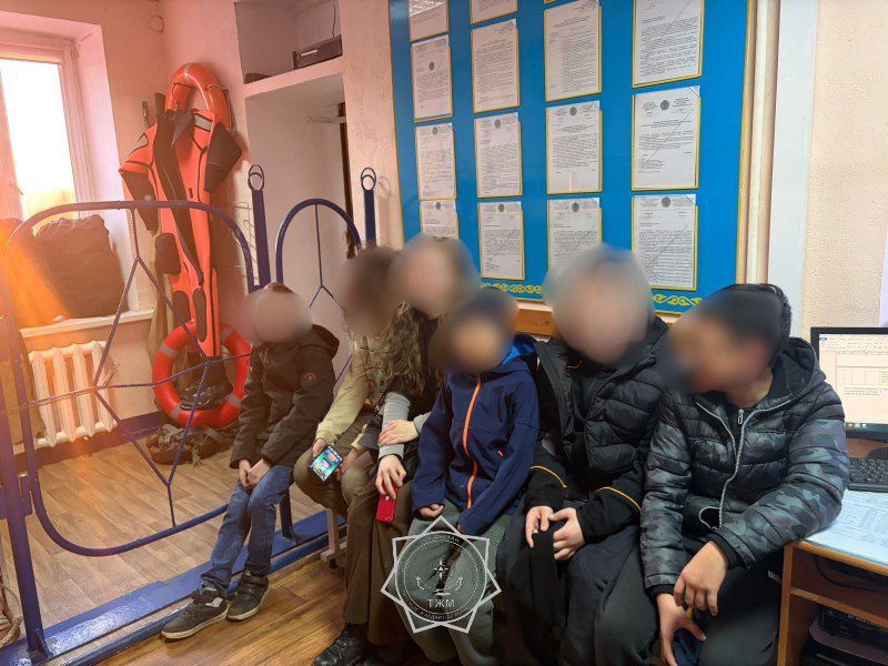 Павлодарда Ертіс өзенінің мұзына шығып кеткен 5 баланы Павлодар облысы ТЖД құтқарушылары аман алып шақты