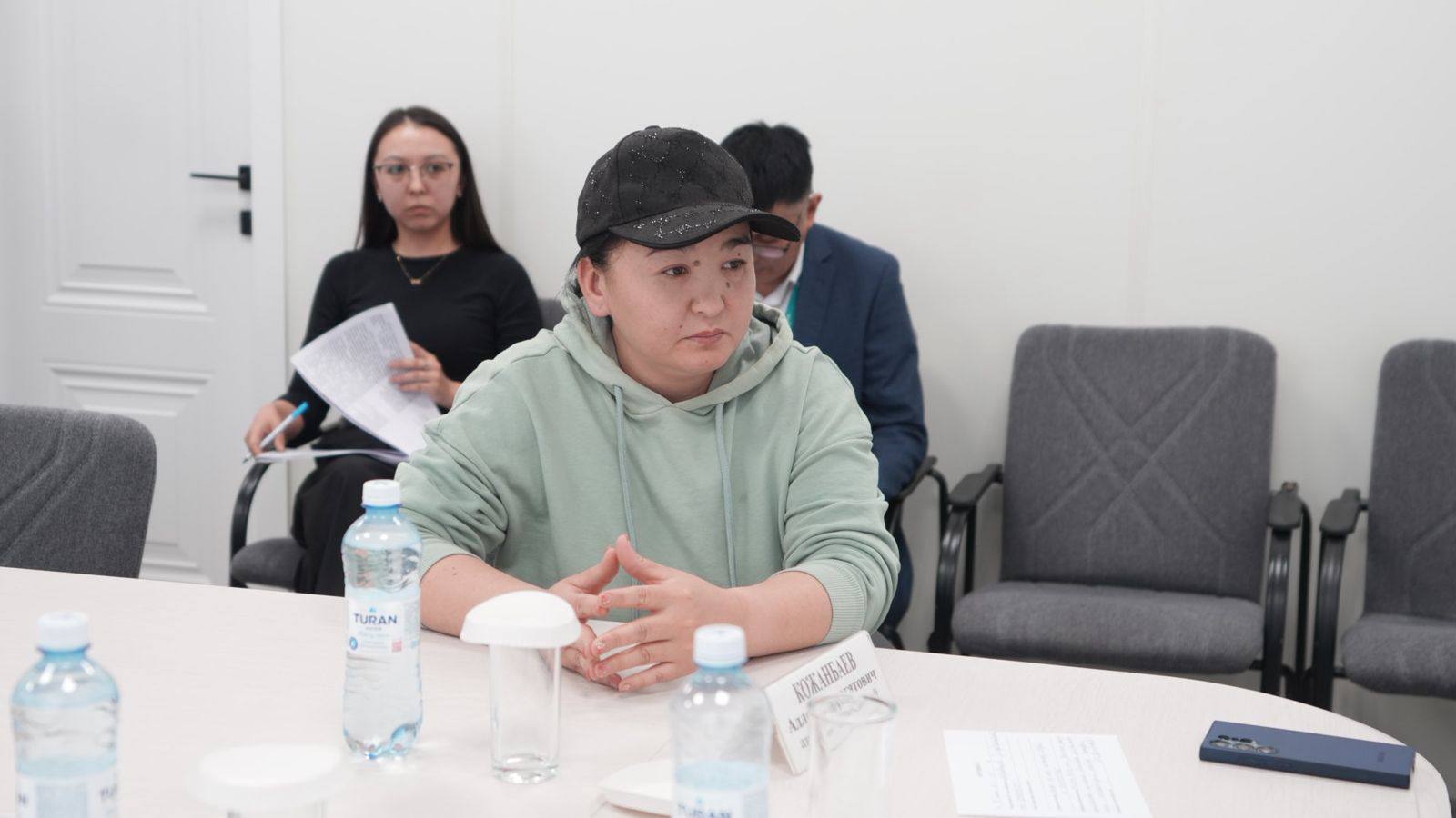 Аким города провел прием граждан по личным вопросам