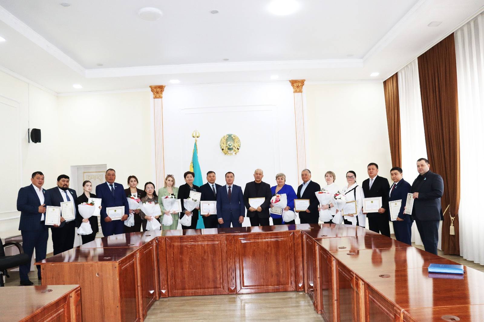 Референдумның белсенді қатысушыларына  марапаттар табысталды