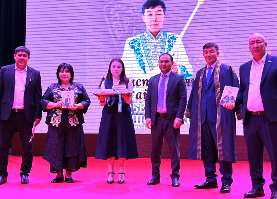 ТҮРКІСТАНДА «АЙТЫСТЫҢ АЛТЫН АЙДАРЫ» АТТЫ КЕЗДЕСУ КЕШІ ӨТТІ