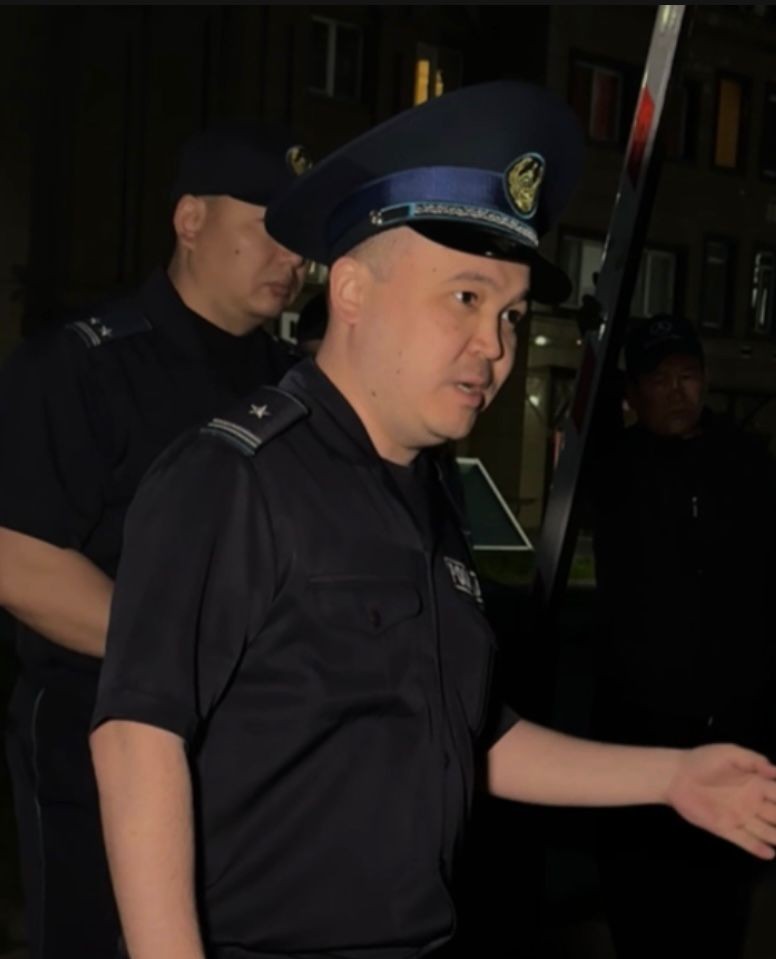 Полиция мен тұрғындар қауіпсіздік мәселелерін талқылады