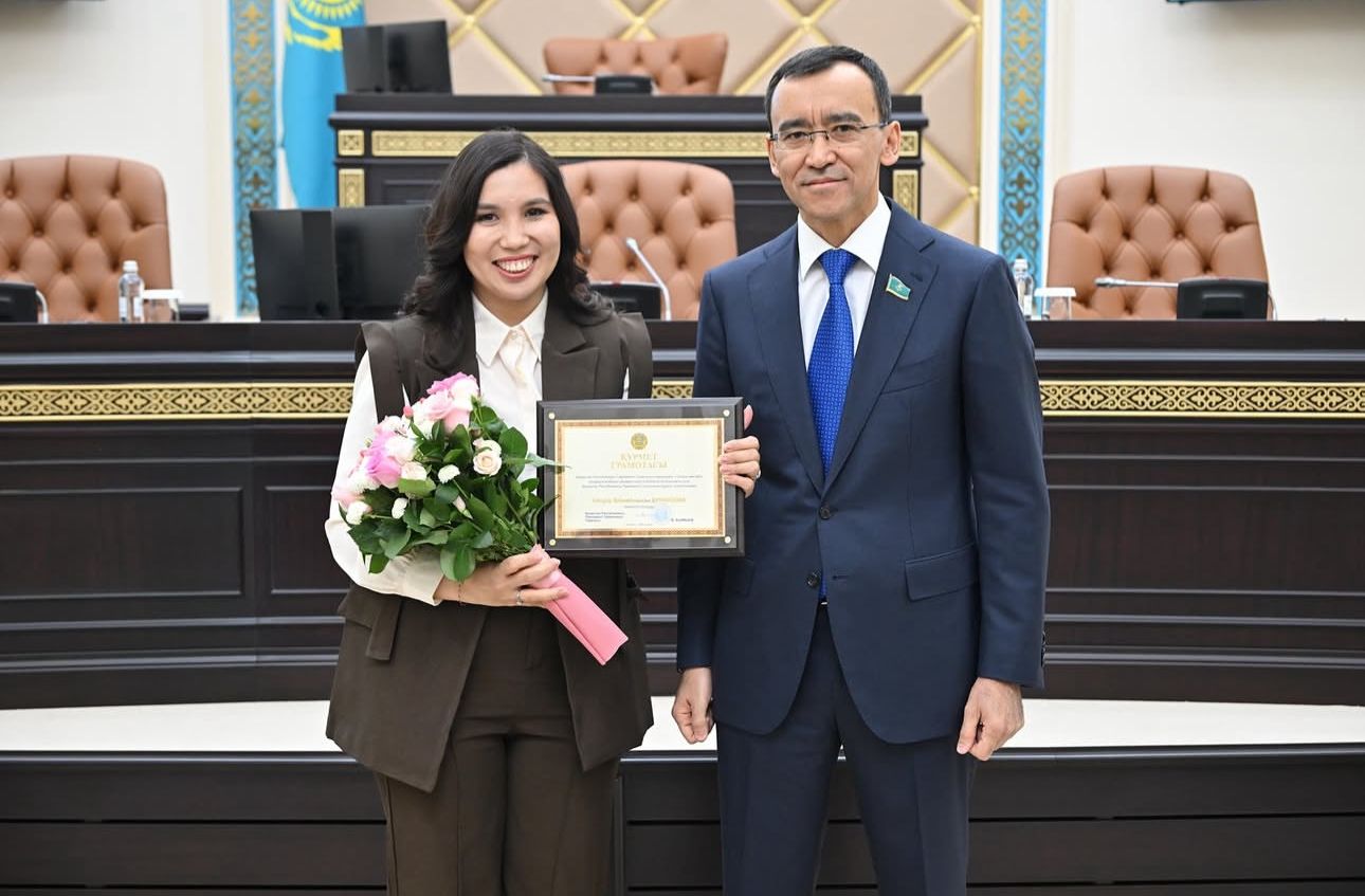 «Талдау мектебі»: жастар бастамасына берілген үлкен мүмкіндік