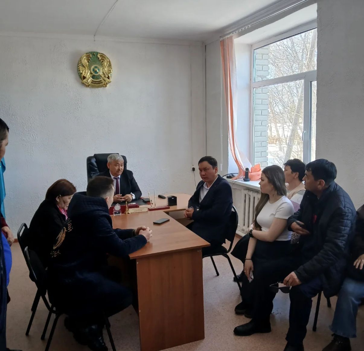 Жиналғандарға адал қызмет ету, халық сенімін ақтау және сыбайлас жемқорлыққа қарсы іс-қимылды күшейту туралы айтылды.