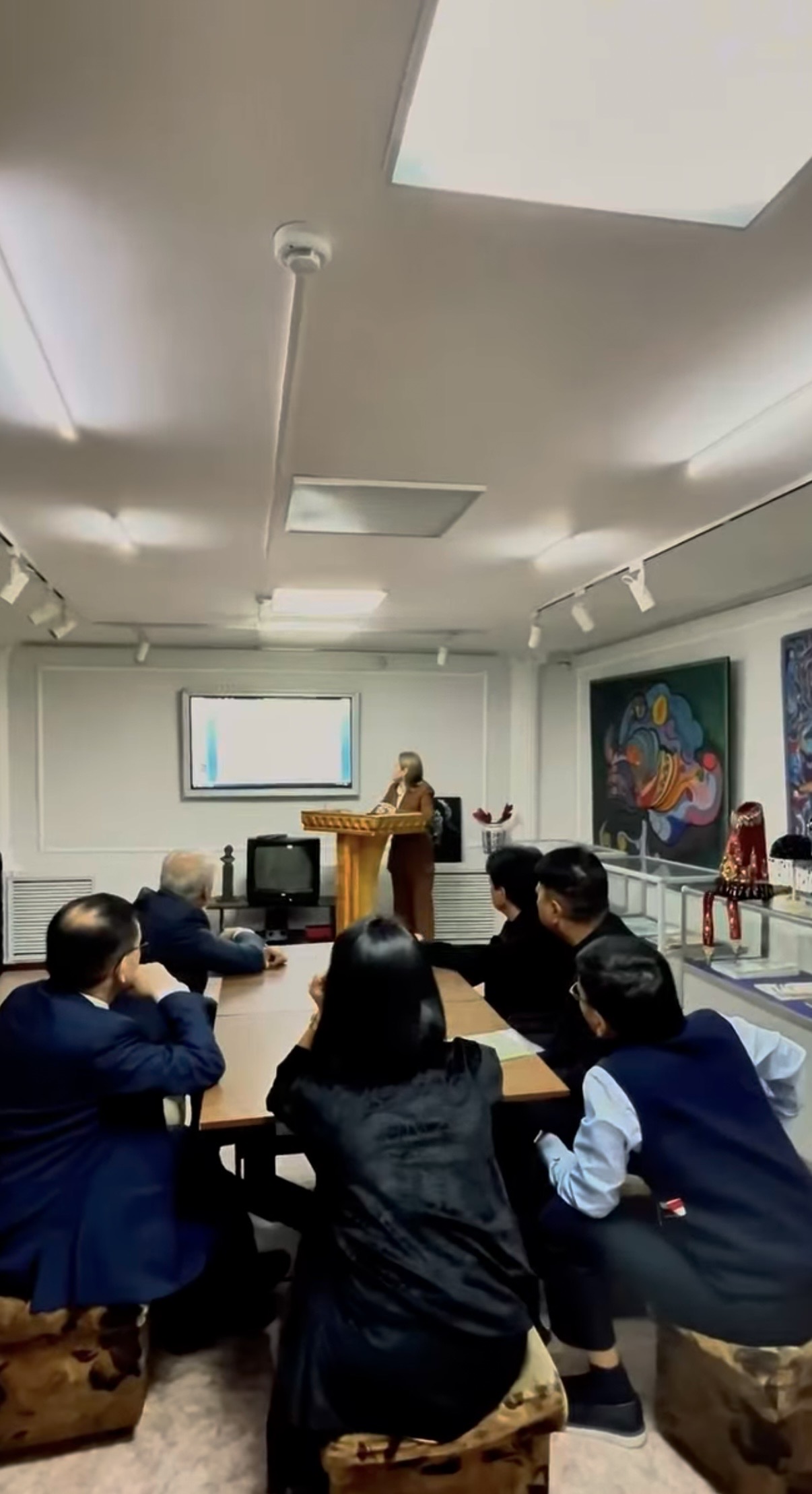 Дөңгелек үстел өткізілді