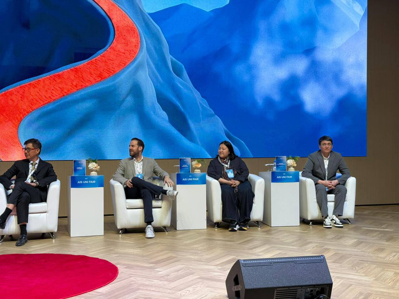 Ақтауда 30-дан астам университеттің қатысуымен білім жәрмеңкесі өтті