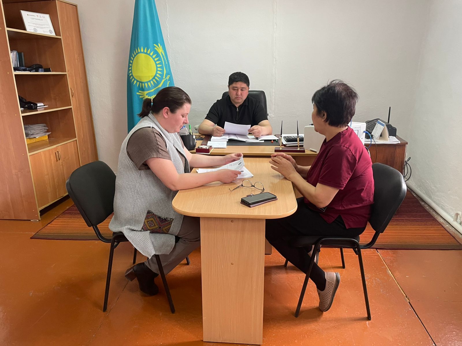 Ұжым арасындағы әңгіме