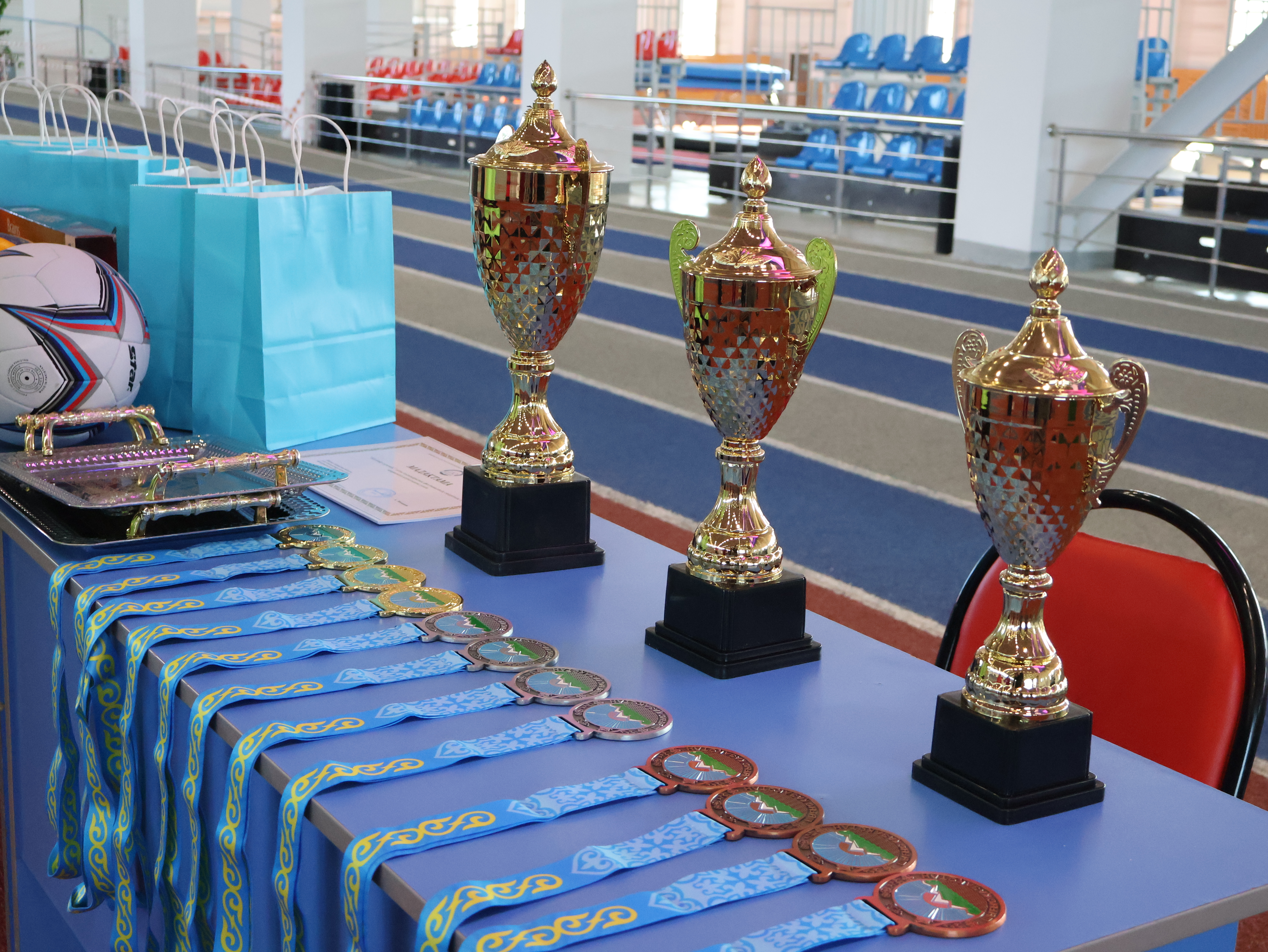 ӨСКЕМЕНДЕ «БІЗ ӨМІР СҮРЕМІЗ!» ХАЛЫҚАРАЛЫҚ ИНКЛЮЗИВТІ ФЕСТИВАЛІ АЯСЫНДА СПОРТТЫҚ ШАРА ӨТТІ