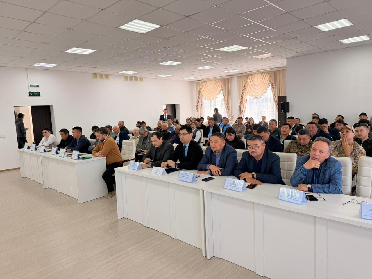 Хромтау ауданында агроөнеркәсіптік кешенді дамыту мәселелері талқыланды