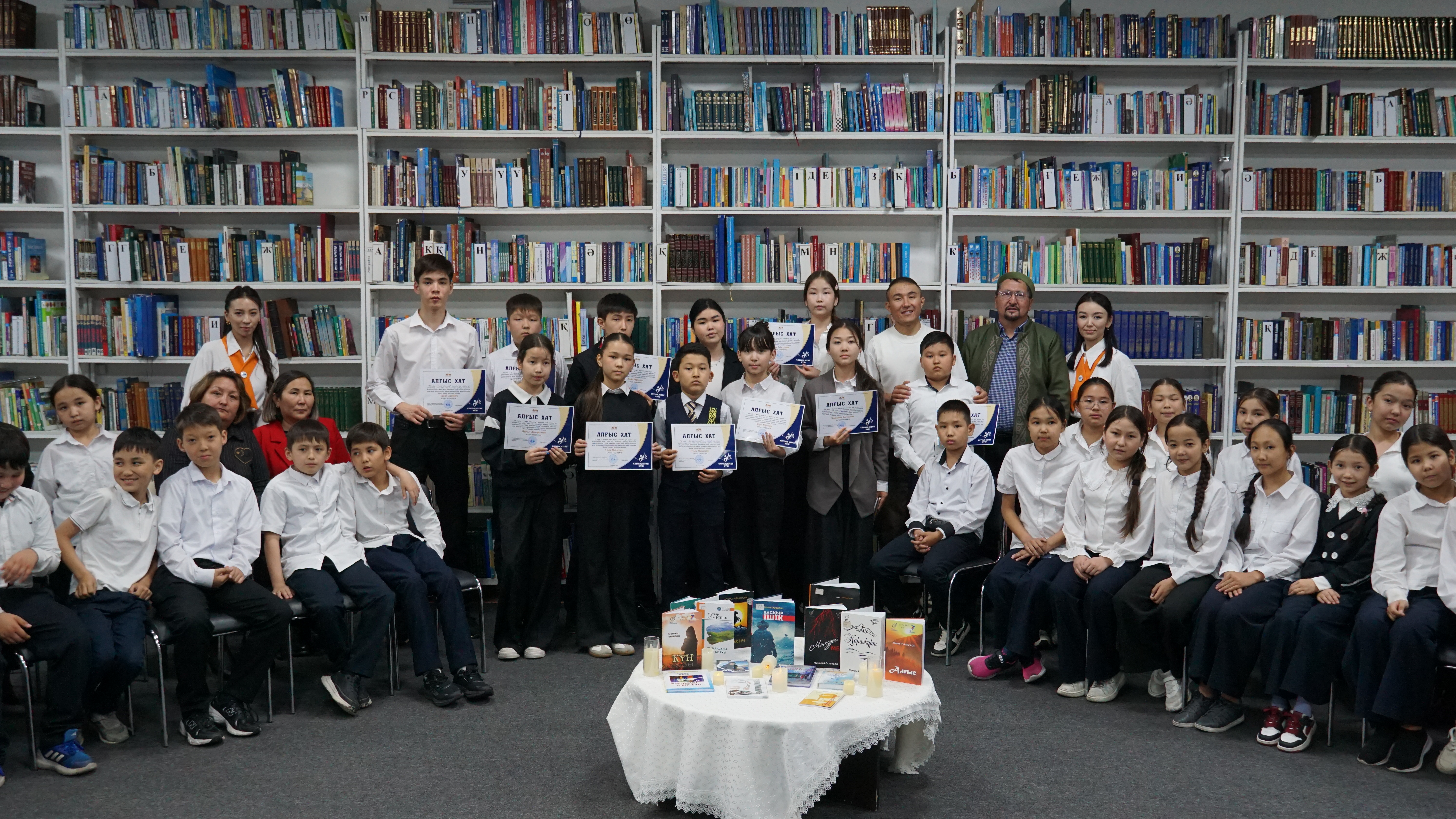 Ұлттық кітап күні мерекесі аясында «Кітап және пікір алаңы» атты кітап талқылау кеші өтті