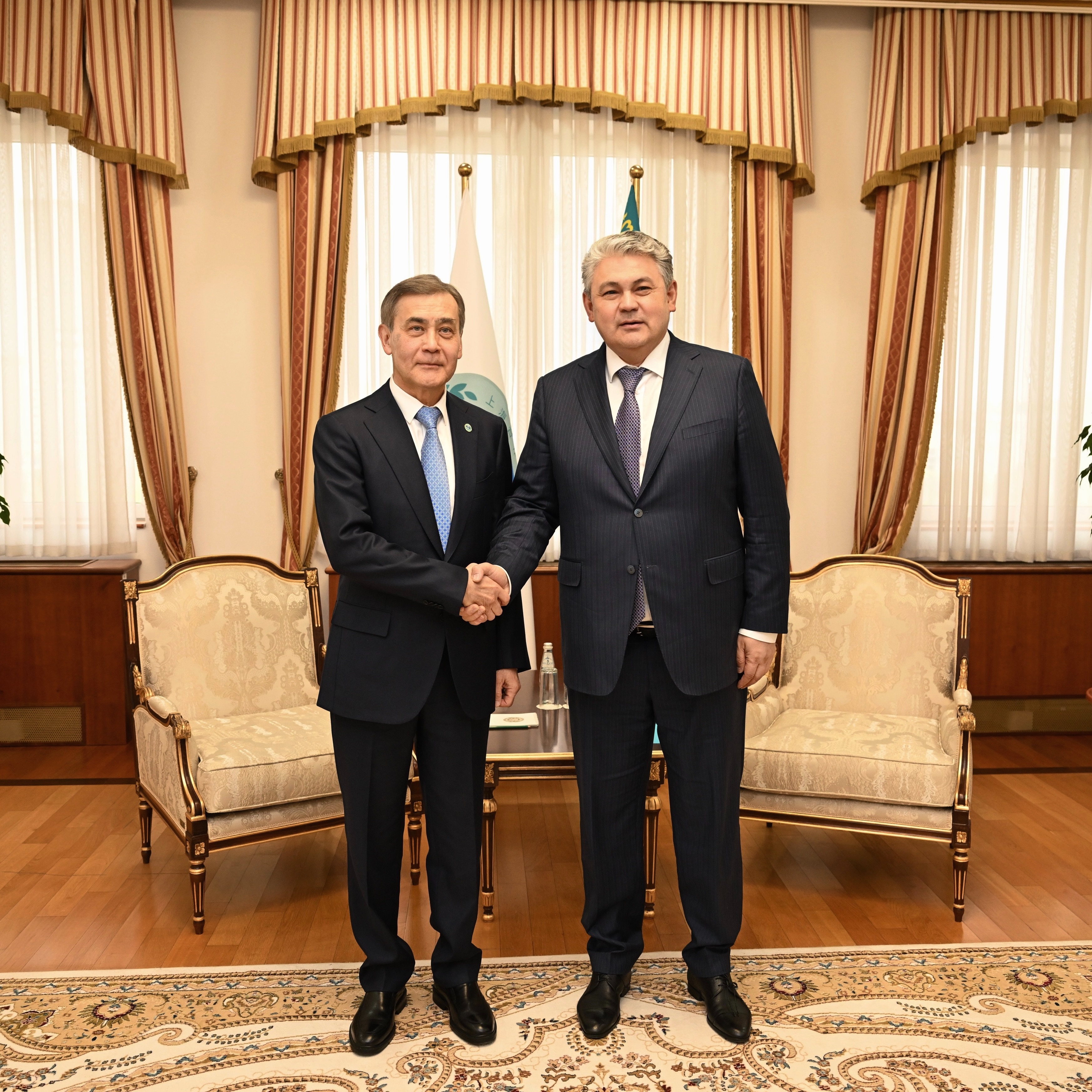 Қазақстан Сыртқы істер министрі ШЫҰ Бас хатшысымен кездесті