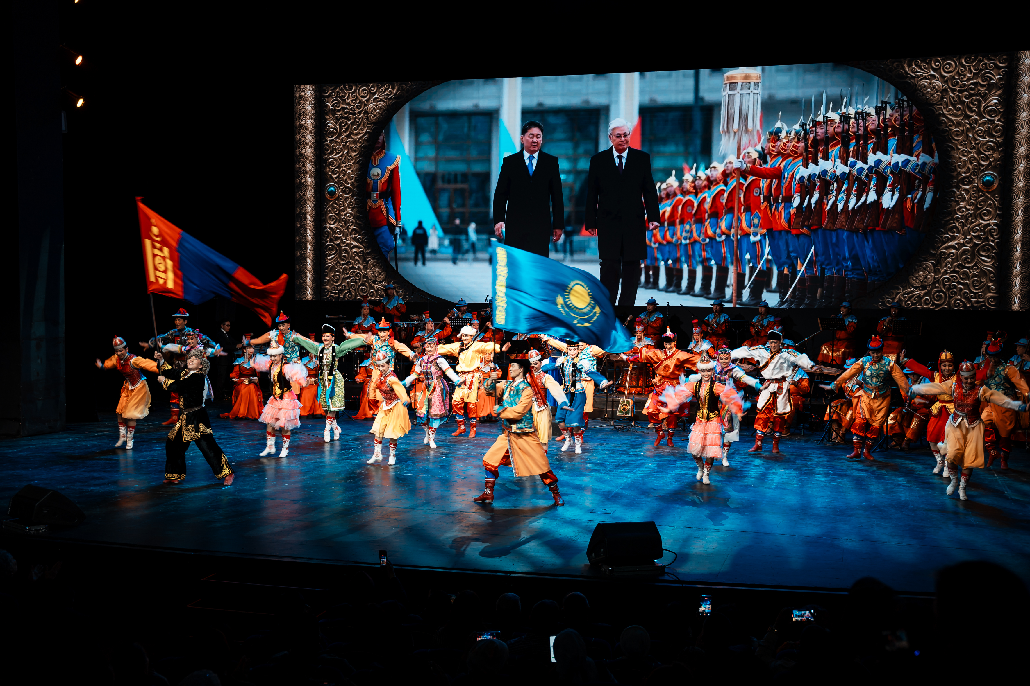 Концерт Монгольского национального академического большого театра искусства прошел в Астане