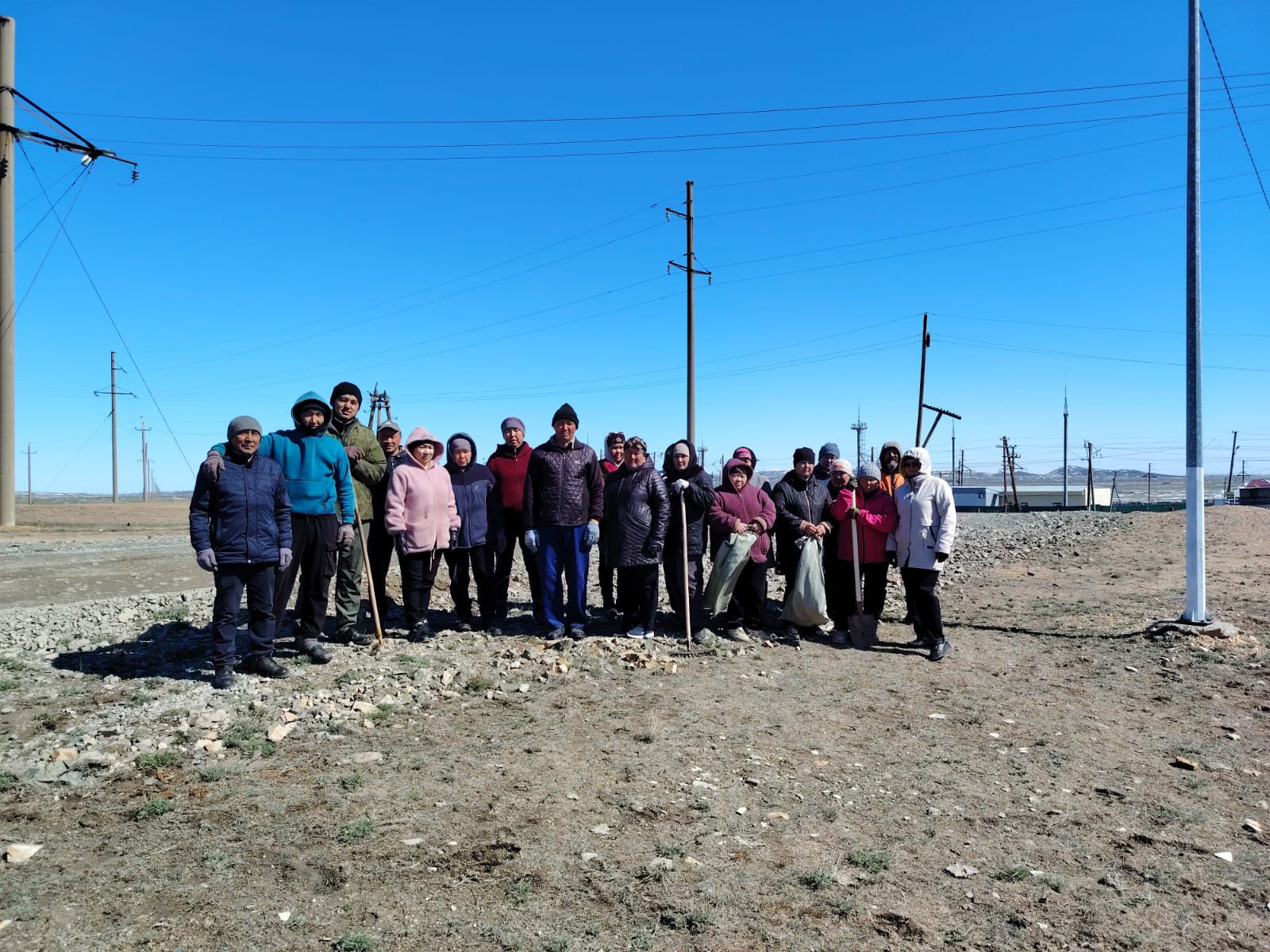 17–18 сәуір күндері «Таза Қазақстан» жалпыұлттық акциясы аясында ауылымызда «Таза аула» сенбілігі жоғары деңгейде өтті.