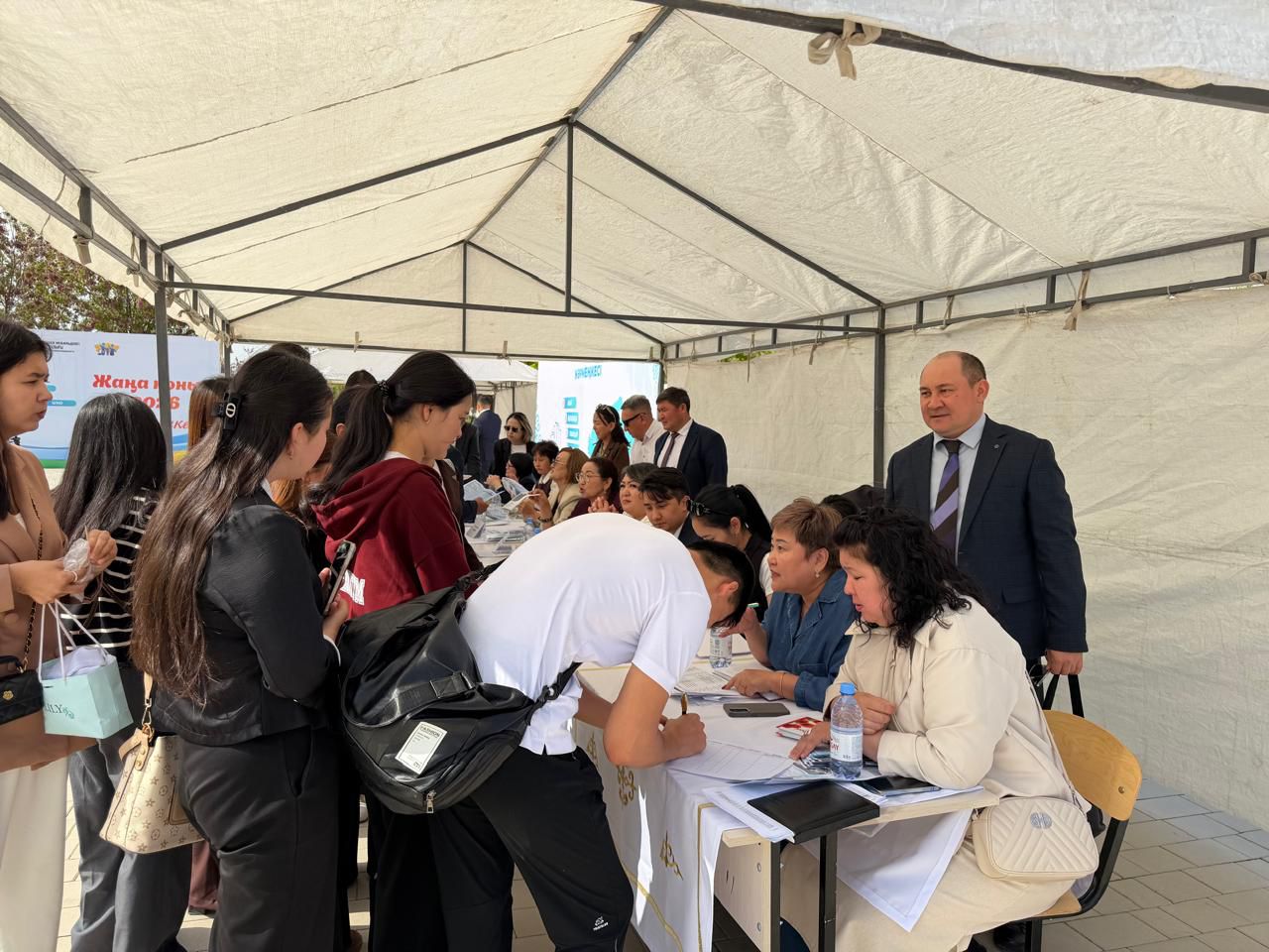 Түркістан қаласындағы Бос орындар жәрмеңкесі