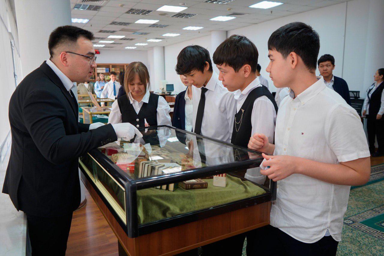 Қазақстанда «Кітап. Тарих. Шежіре» атауымен кітап апталығының алтыншы күні өтті