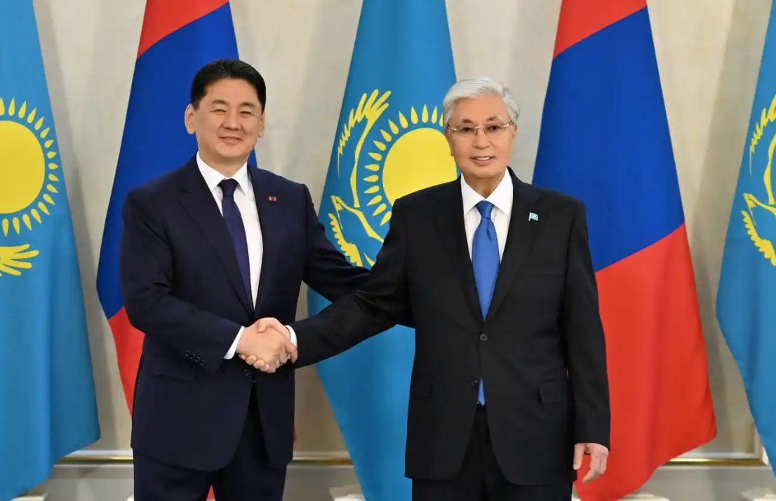 Қазақстан мен Моңғолия президенттері шағын құрамда келіссөз жүргізді