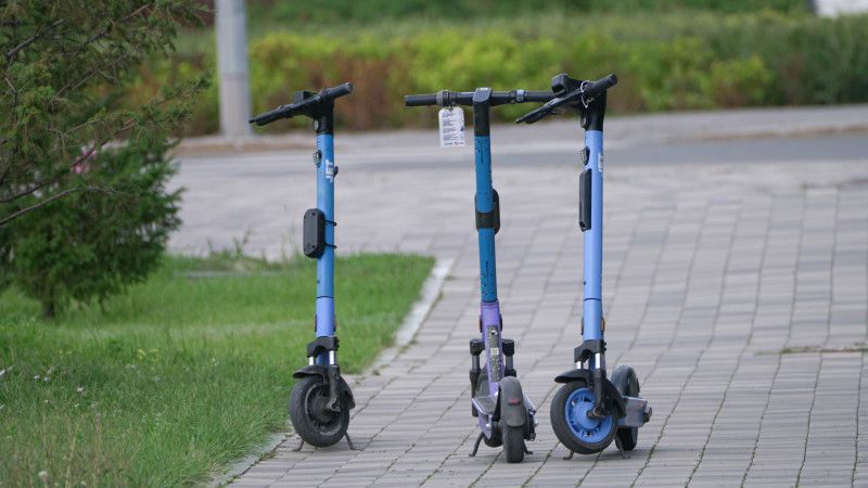 В столице усилили контроль за соблюдением правил использования электросамокатов