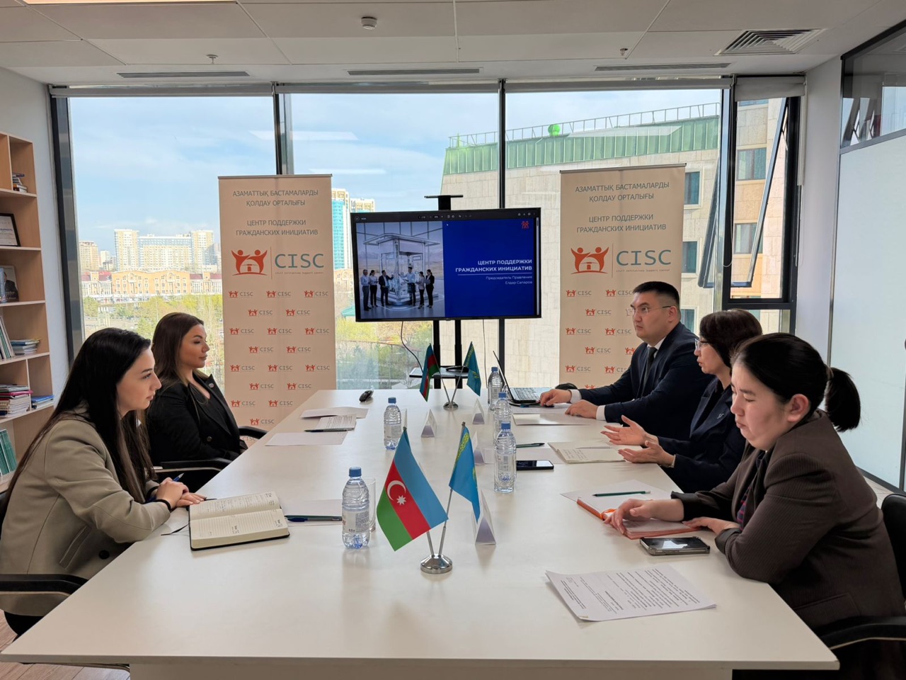 Астанада Қазақстан мен Әзербайжанның азаматтық қоғамды даму бағытындағы ынтымақтастығы талқыланды