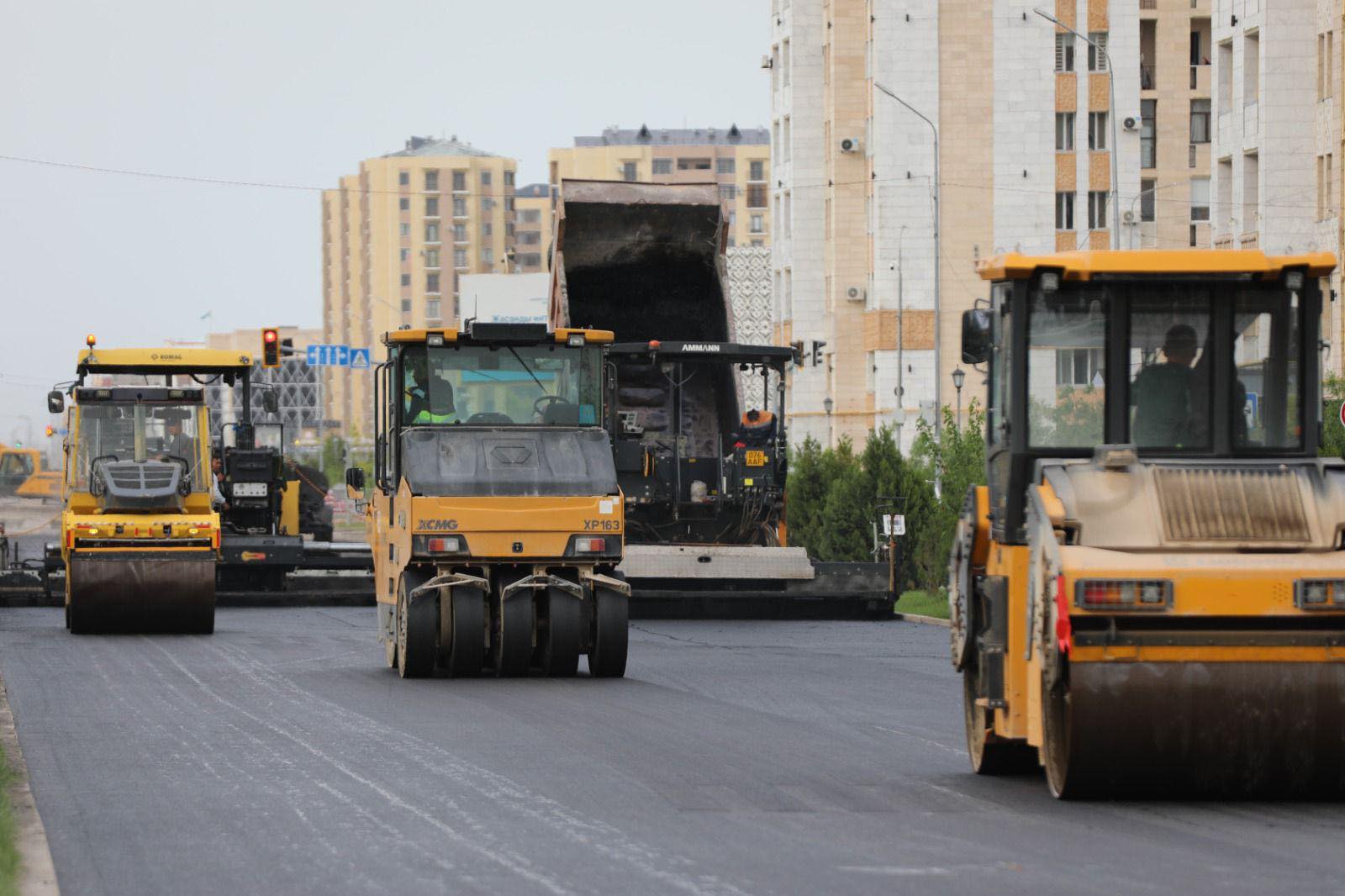 ТҮРКІСТАН ҚАЛАСЫНЫҢ БАС КӨШЕСІНДЕГІ ЖӨНДЕУ ЖҰМЫСТАРЫ АЯҚТАЛУҒА ЖАҚЫН