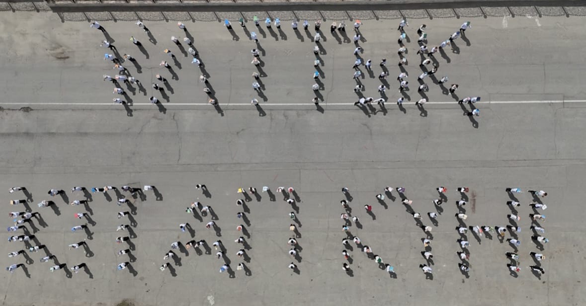 Текелі қаласында республикалық мереке — Ұлттық кітап күні аясында қалалық кітапхананың ұйымдастыруымен «Оқы. Ойлан. Бөліс» атты кітап импульсі өтті.