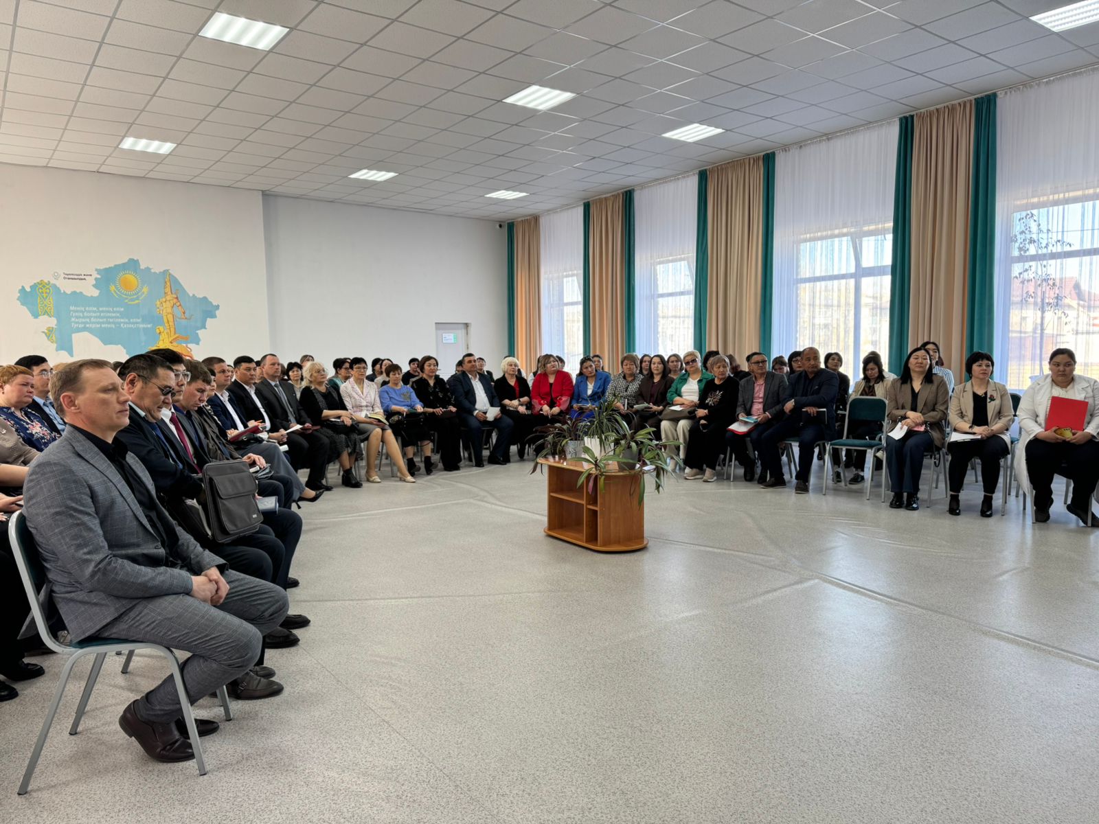 Ерте жүктіліктің алдын алу-басты назарда: ауданда дөңгелек үстел өтті