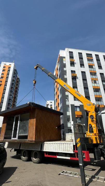 «Заң мен тәртіп»: Астанада заңсыз орнатылған сауда павильондарын демонтаждау жұмысы жүріп жатыр