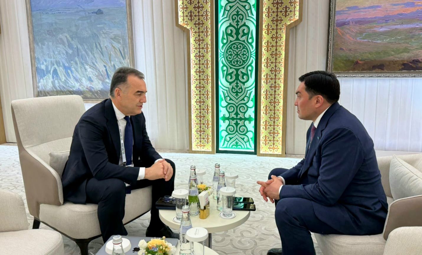 Рогун ГЭС және өңірлік тұрақтылық: Қазақстан мен Тәжікстан энергетика министрлері RES-2026 саммитінде келіссөздер жүргізді