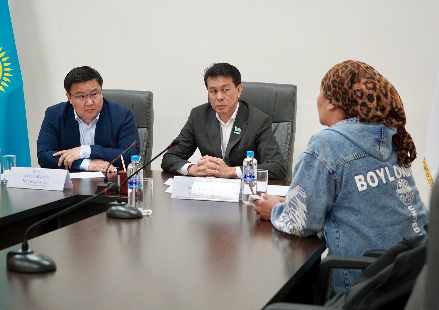 ЖАНДОС ТАСОВ ТҰРҒЫНДАРДЫ ЖЕКЕ МӘСЕЛЕЛЕРІ БОЙЫНША ҚАБЫЛДАДЫ