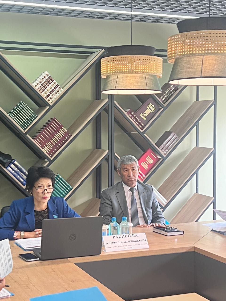 Қонаев қаласының мәслихаты жұмыс жасауда