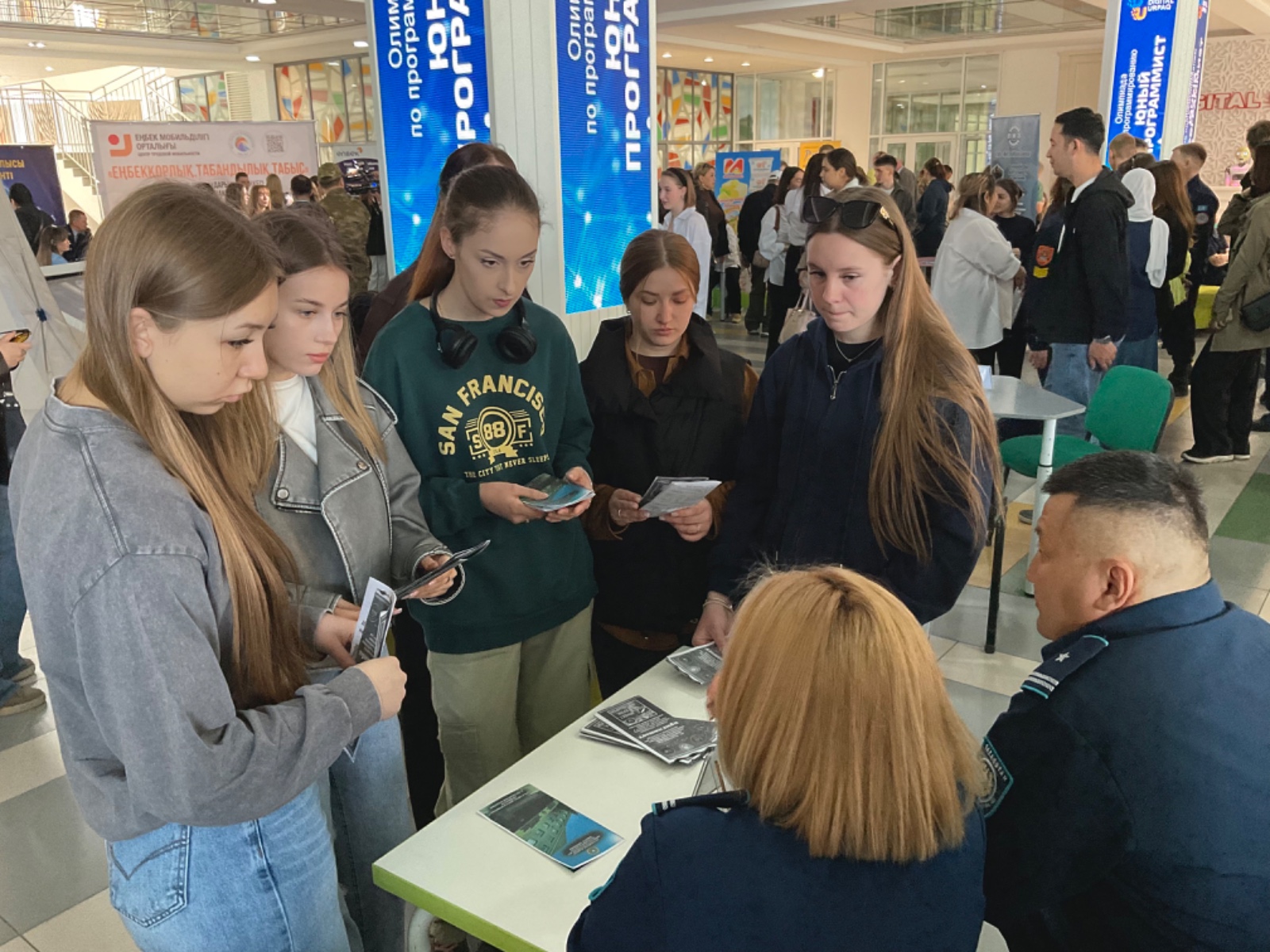 Петропавлда 60-тан астам жұмыс беруші мен мыңнан астам қатысушыны біріктірген бос жұмыс орындары жәрмеңкесі өтті