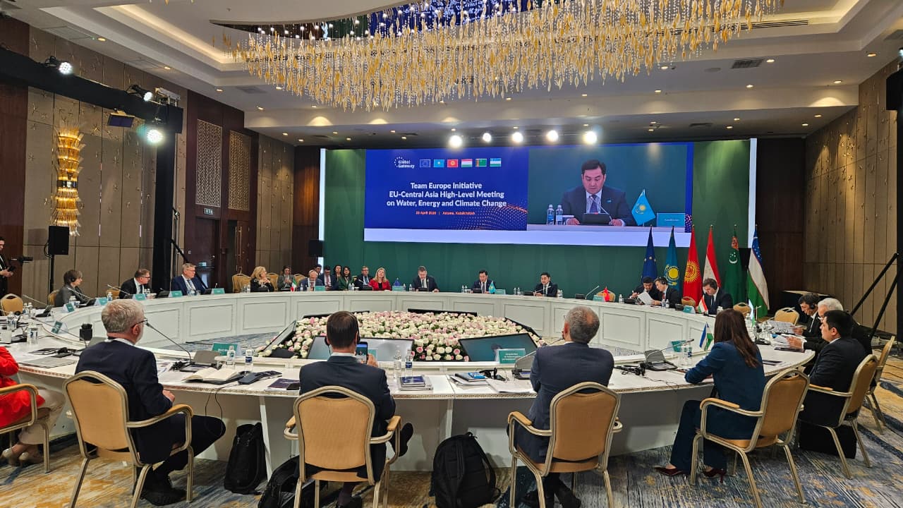 Қазақстан мен ЕО энергетикалық ауысым, қауіпсіздік және өңірлік өзара байланыс мәселелерін талқылады