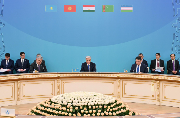 Қасым-Жомарт Тоқаев Халықаралық Аралды құтқару қоры құрылтайшы мемлекеттер басшылары кеңесінің отырысын өткізді