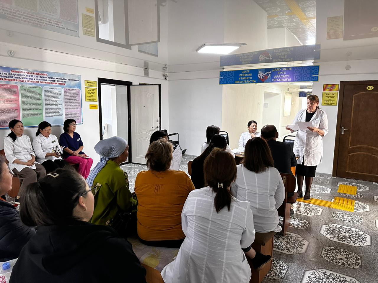 «Ауданаралық ауруханасы» ШЖҚ КМК және Мақаншы ауданының «Аудандық ауруханасы» ШЖҚ КМК (Абай облысы Денсаулық сақтау басқармасы) Абай облысы бойынша №1 медициналық әлеуметтік сараптама бөлімі бірлесіп, семинар-кеңес өткізді