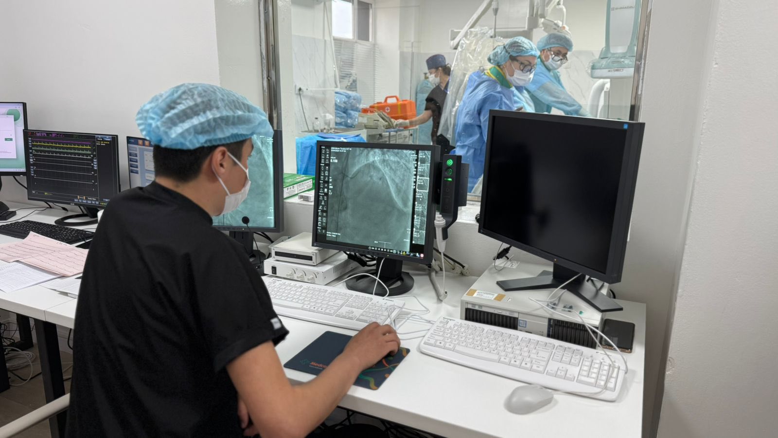 Меркі ауданында жаңадан алынған ангиографиялық құрылғымен алғаш рет ота жасалды